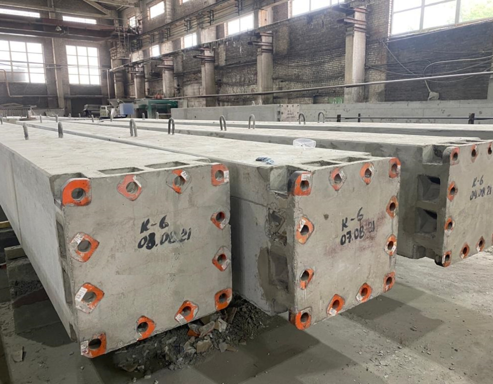 Колонна сечением 400х400